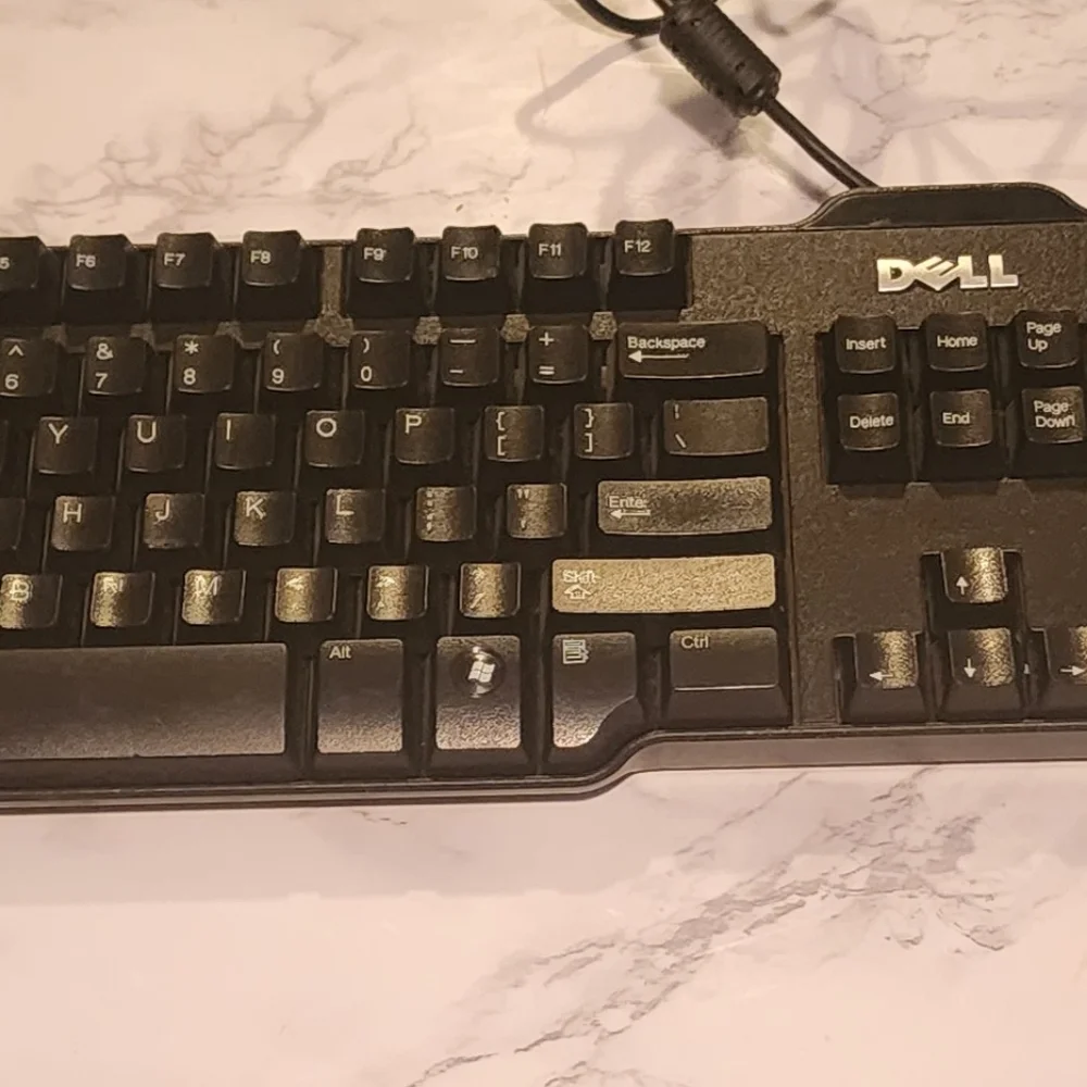 USED Dell keyboard(sk-8115) & Mouse